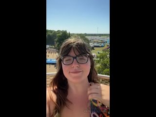 sparkling boobs on a ferris wheel