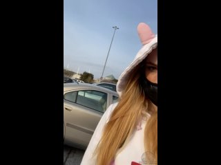 i wonder how many people in this parking lot saw me flashing my pussy hottest girls porn sex blowjob boobs ass